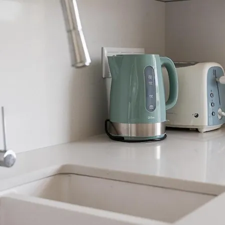 Family Flat Near Porto