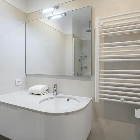 Family Flat Near Porto *